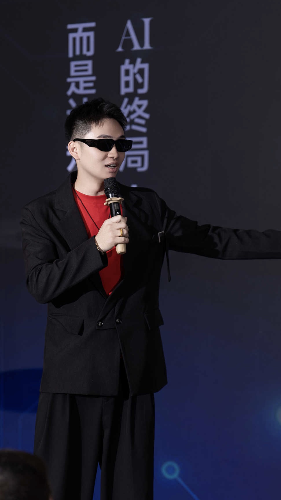 張森 AI CEO